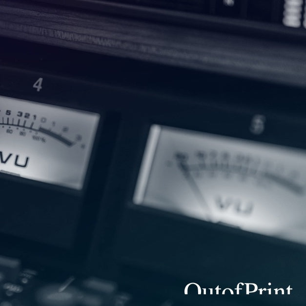 oop-mastering-image-rotation-20260420:stereo-mastering:01_pexels-anna-pou-8132459_teal-plum_screen60_gradient180_627x627_right_crop.jpg